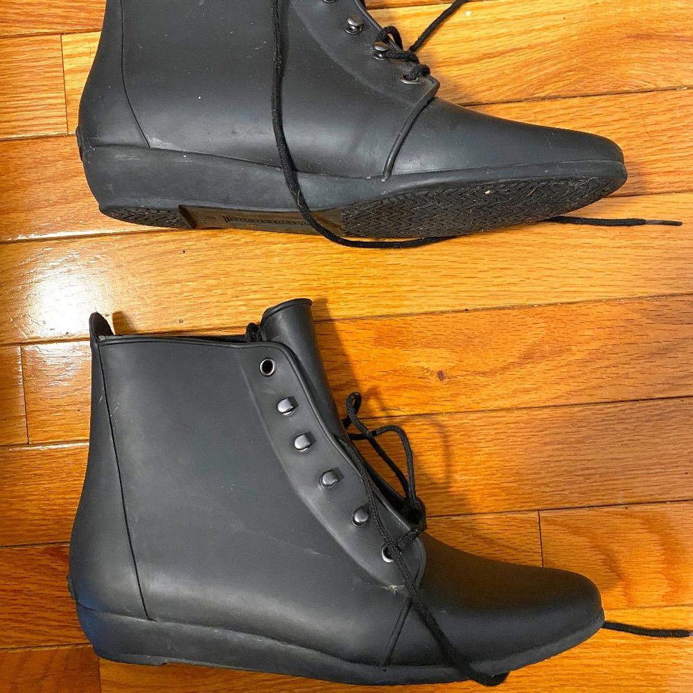 Loeffler Randall Black Rubber Rainboots (Size 8)